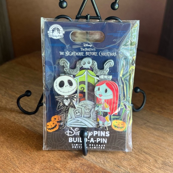 Nightmare Before Christmas build a pin - Picture 3 of 6